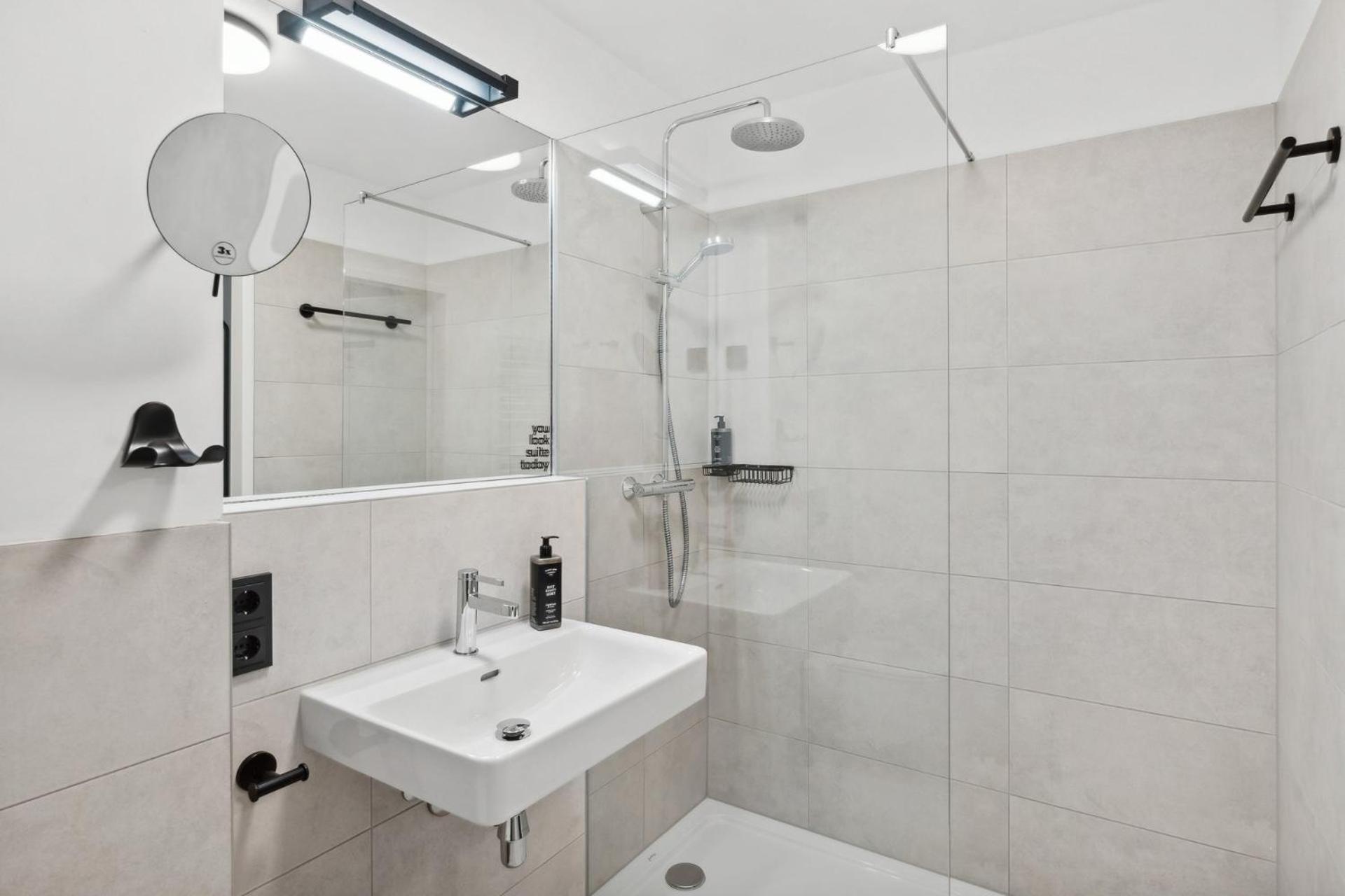 Limehome Salzburg Sterneckstr. Bagian luar foto