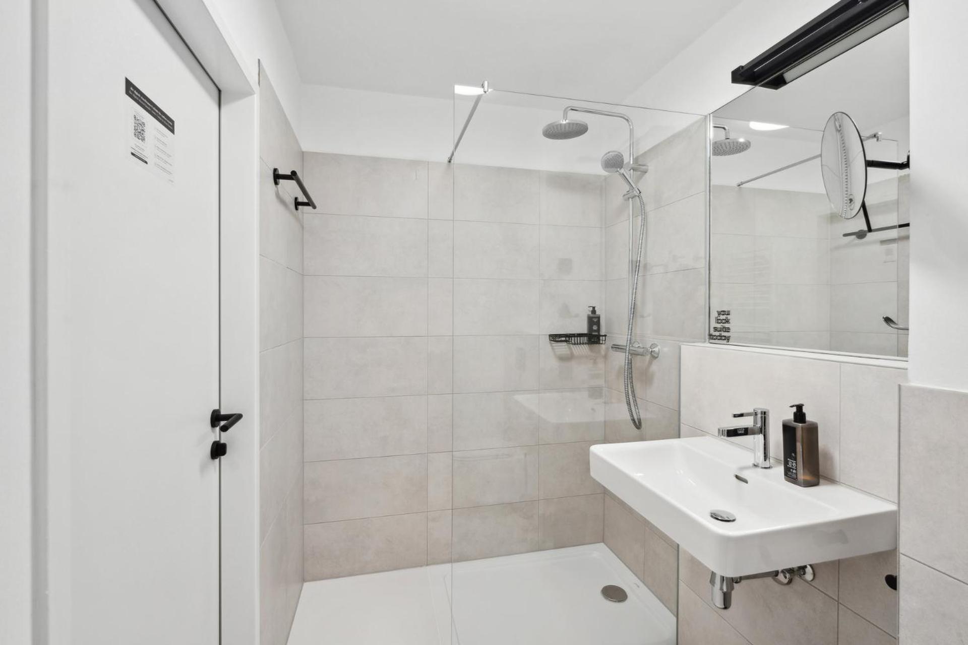 Limehome Salzburg Sterneckstr. Bagian luar foto