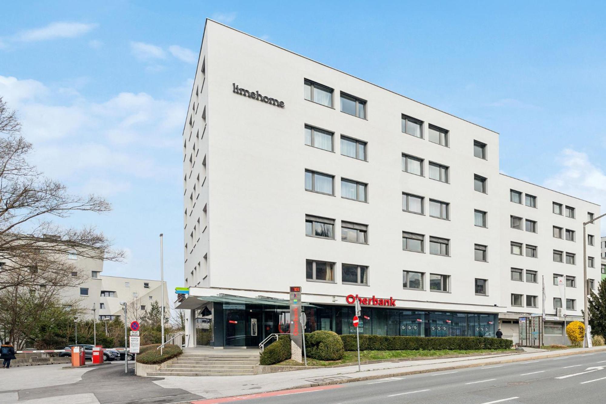 Limehome Salzburg Sterneckstr. Bagian luar foto